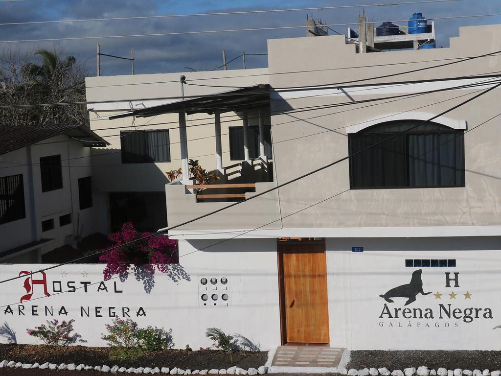 Hostal Arena Negra Puerto Ayora  Exterior foto