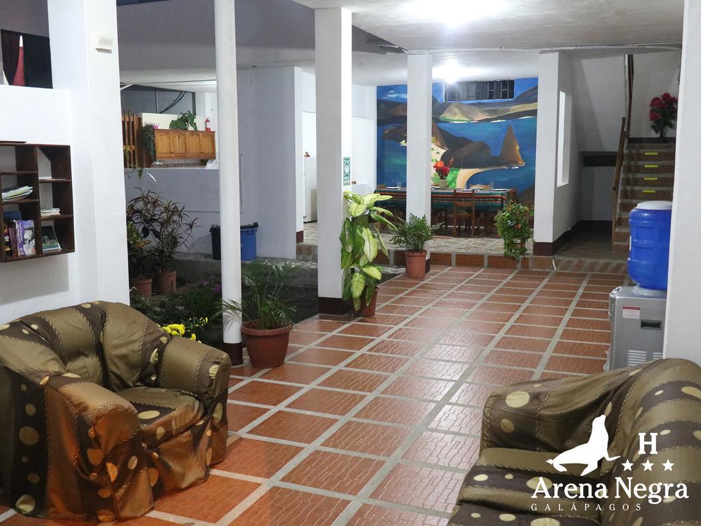 Hostal Arena Negra Puerto Ayora  Exterior foto